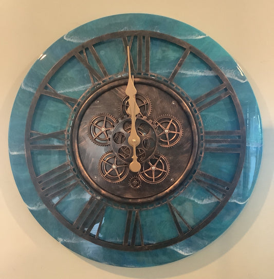 Clock with Moving Gears